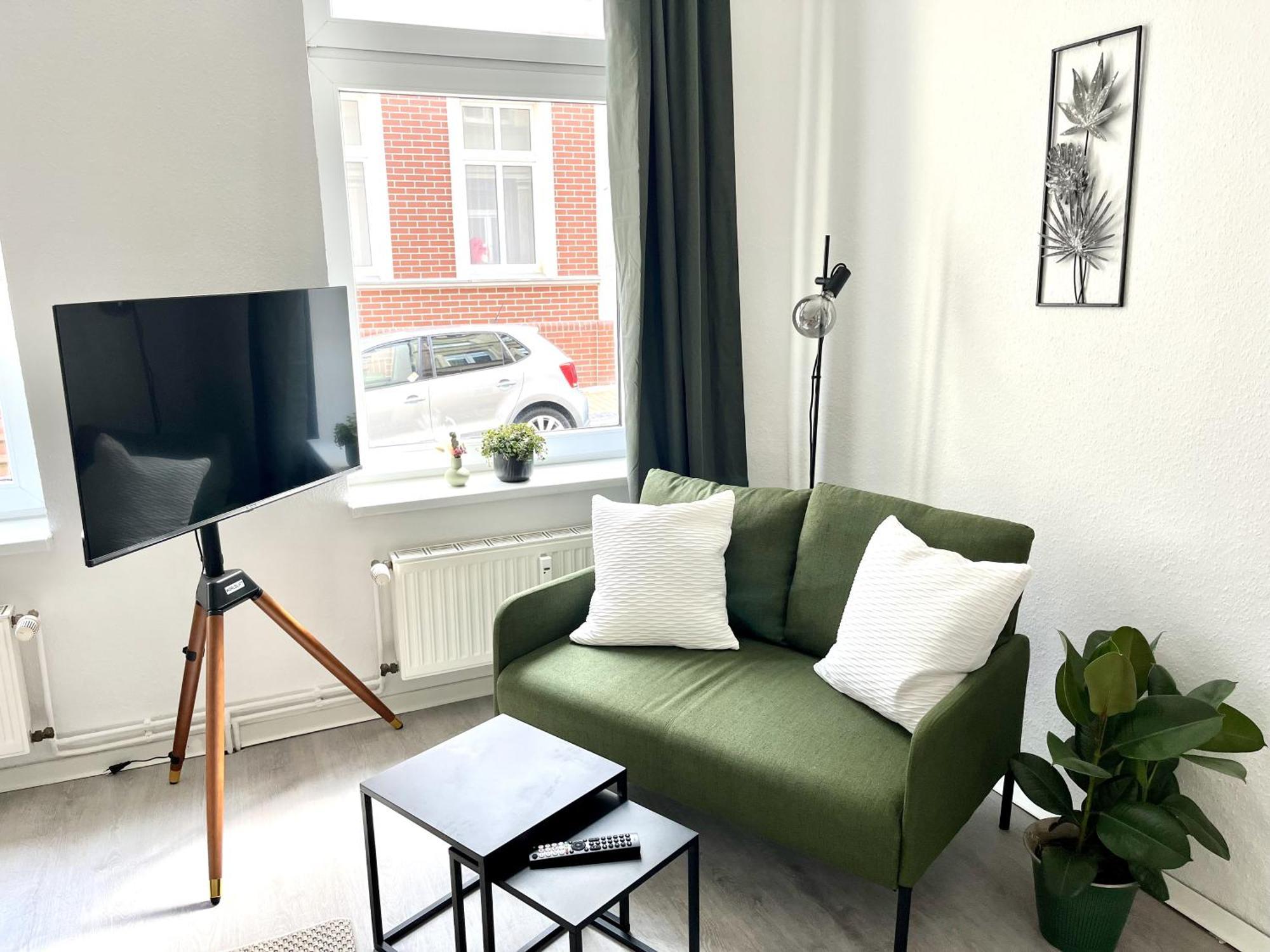 Endless: Studio Mit Netflix + Workstation Im Zentrum Schwerin  Esterno foto