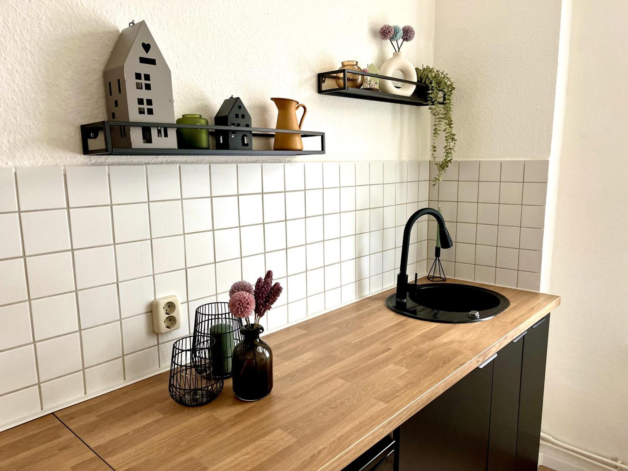 Endless: Studio Mit Netflix + Workstation Im Zentrum Schwerin  Esterno foto